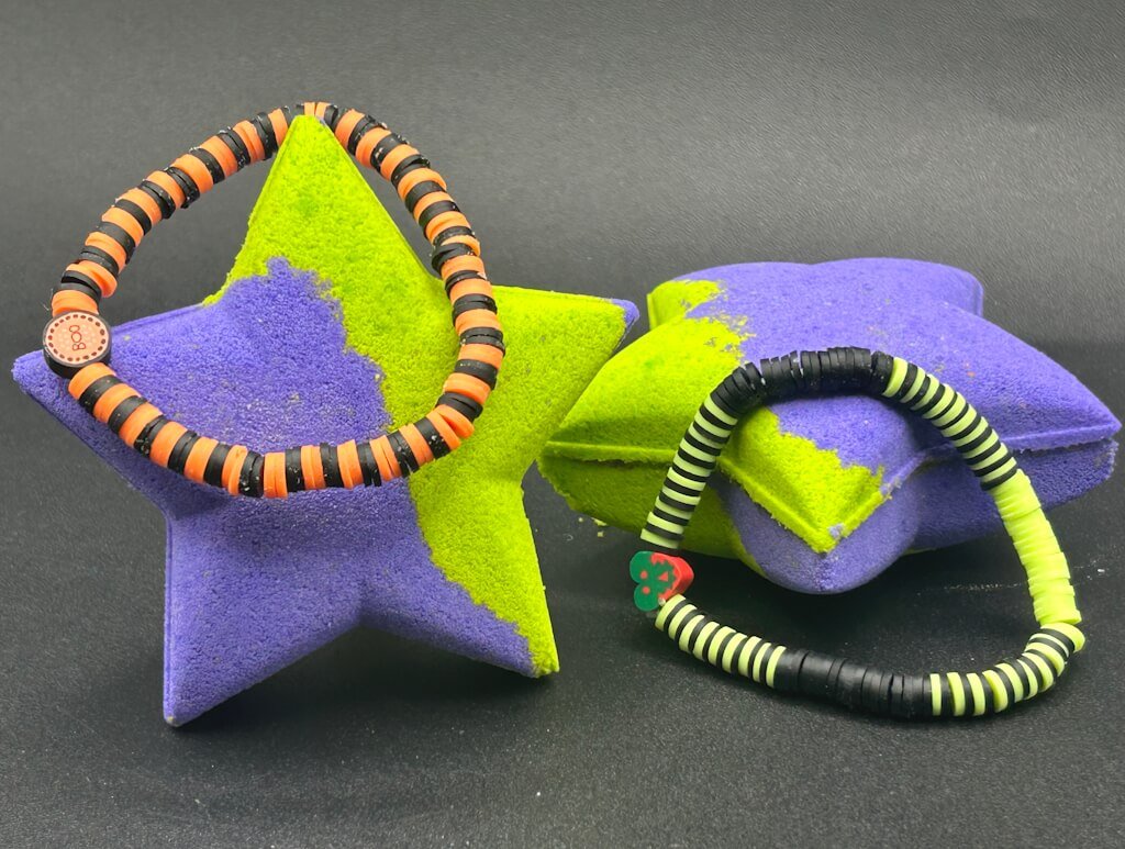Halloween Star Kids Bath Bomb with Halloween - Themed Bracelet Inside - Berwyn Betty's Bath & Body Shop