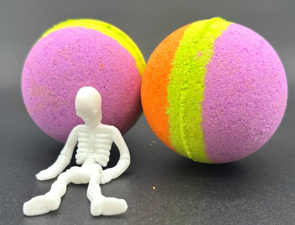 💀 Halloween Striped Kids Bath Bomb with Stretchy Skeleton Inside - Berwyn Betty's Bath & Body Shop