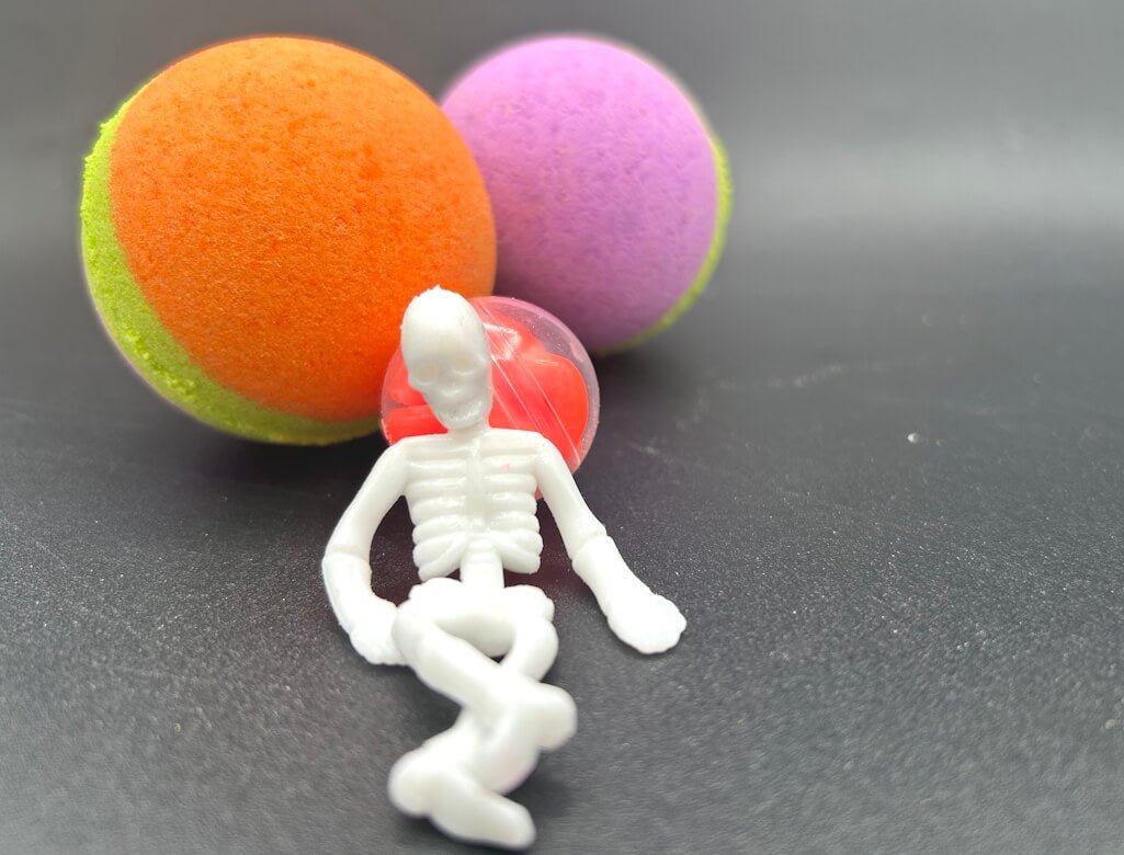 💀 Halloween Striped Kids Bath Bomb with Stretchy Skeleton Inside - Berwyn Betty's Bath & Body Shop