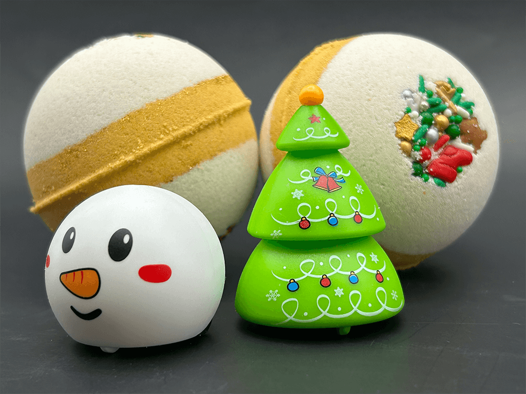 Holiday Kids Bath Bomb with Holiday Figure Pullback Racer Inside - White/Gold - Berwyn Betty's Bath & Body Shop