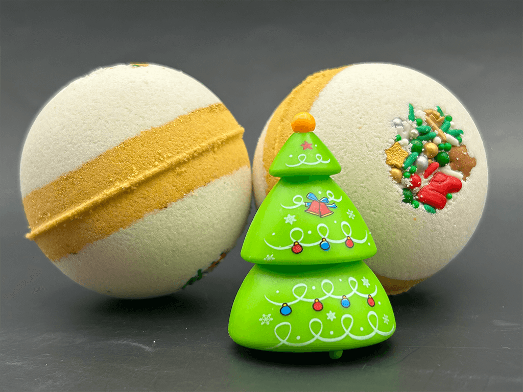 Holiday Kids Bath Bomb with Holiday Figure Pullback Racer Inside - White/Gold - Berwyn Betty's Bath & Body Shop