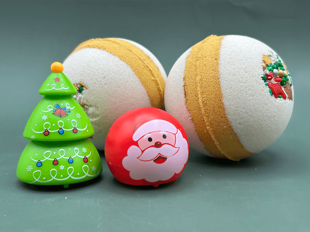 Holiday Kids Bath Bomb with Holiday Figure Pullback Racer Inside - White/Gold - Berwyn Betty's Bath & Body Shop