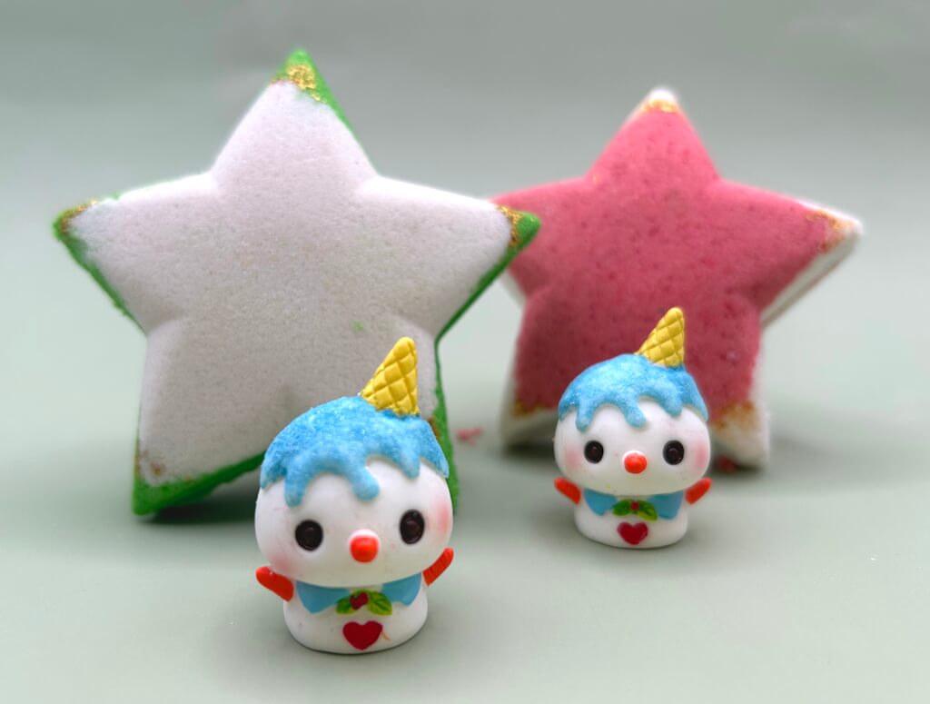 Holiday Star Kids Bath Bomb with Snowman Figurine Inside - Berwyn Betty's Bath & Body Shop