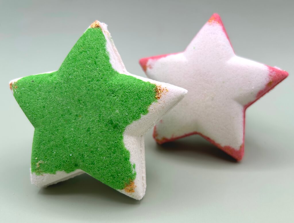 Holiday Star Kids Bath Bomb with Snowman Figurine Inside - Berwyn Betty's Bath & Body Shop