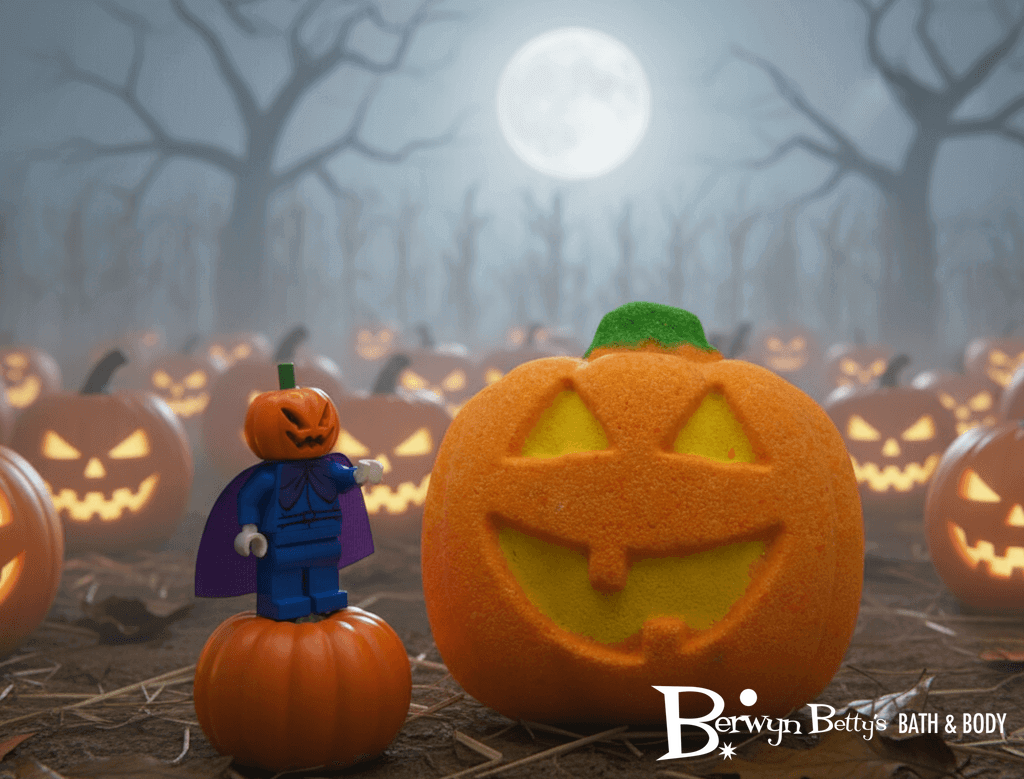 🎃 Jack O'Lantern Kids Bath Bomb with Pumpkinhead Minifigure Toy Inside - Berwyn Betty's Bath & Body Shop