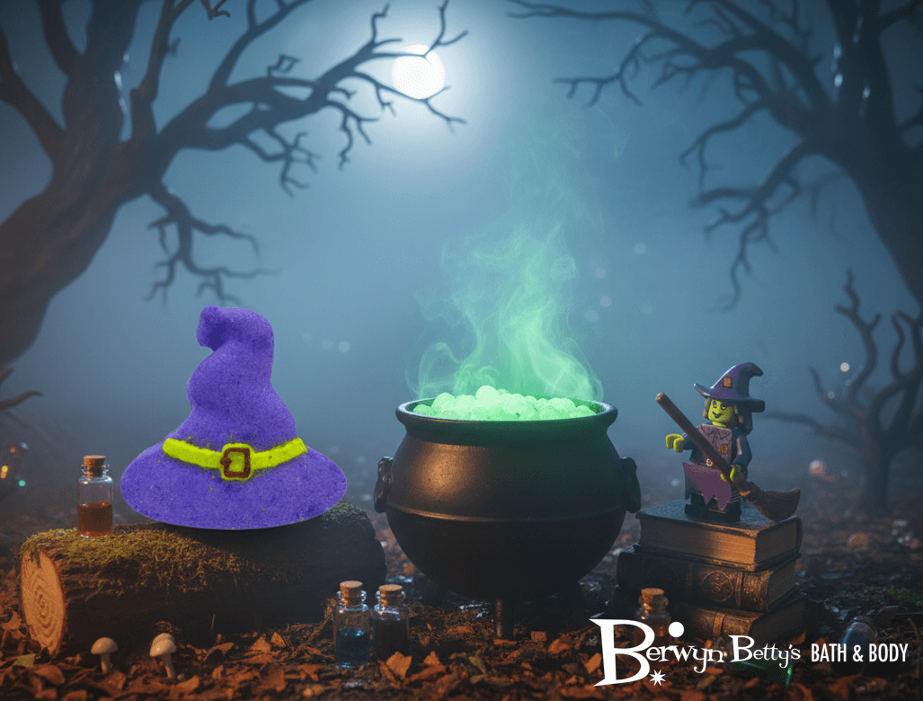 🎃 Jack O'Lantern Kids Bath Bomb with Pumpkinhead Minifigure Toy Inside - Berwyn Betty's Bath & Body Shop