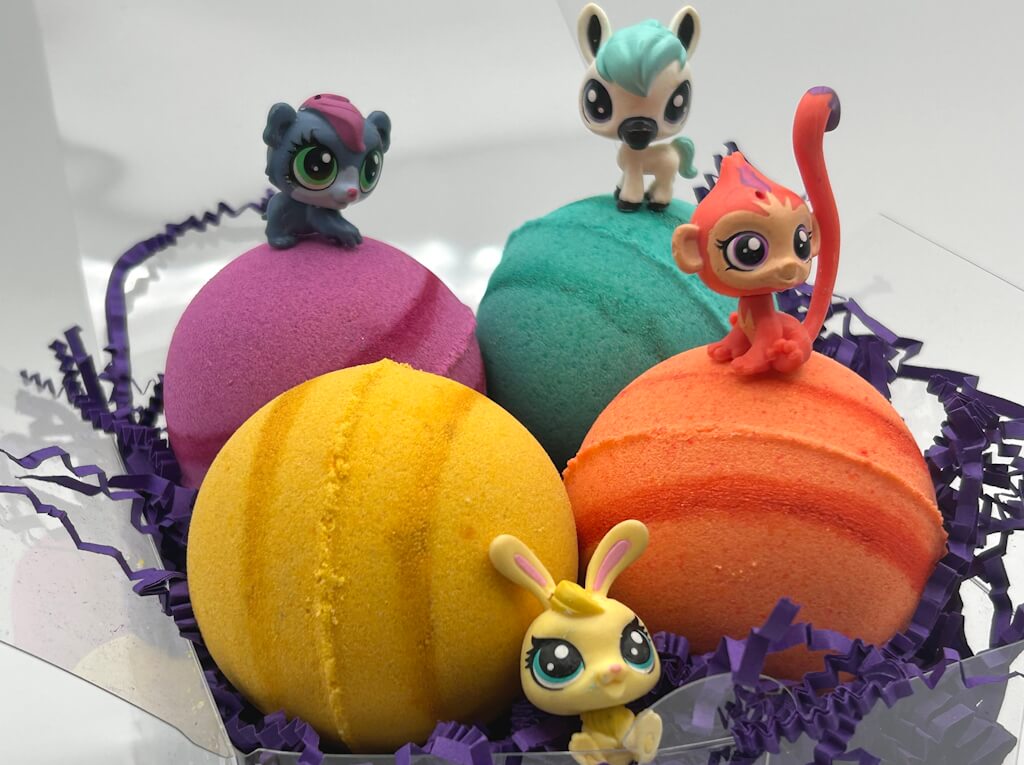 PETS Bath Bomb Gift Box with Littlest Pet Shop Toy Figurines Inside - 4 ct - Berwyn Betty's Bath & Body Shop
