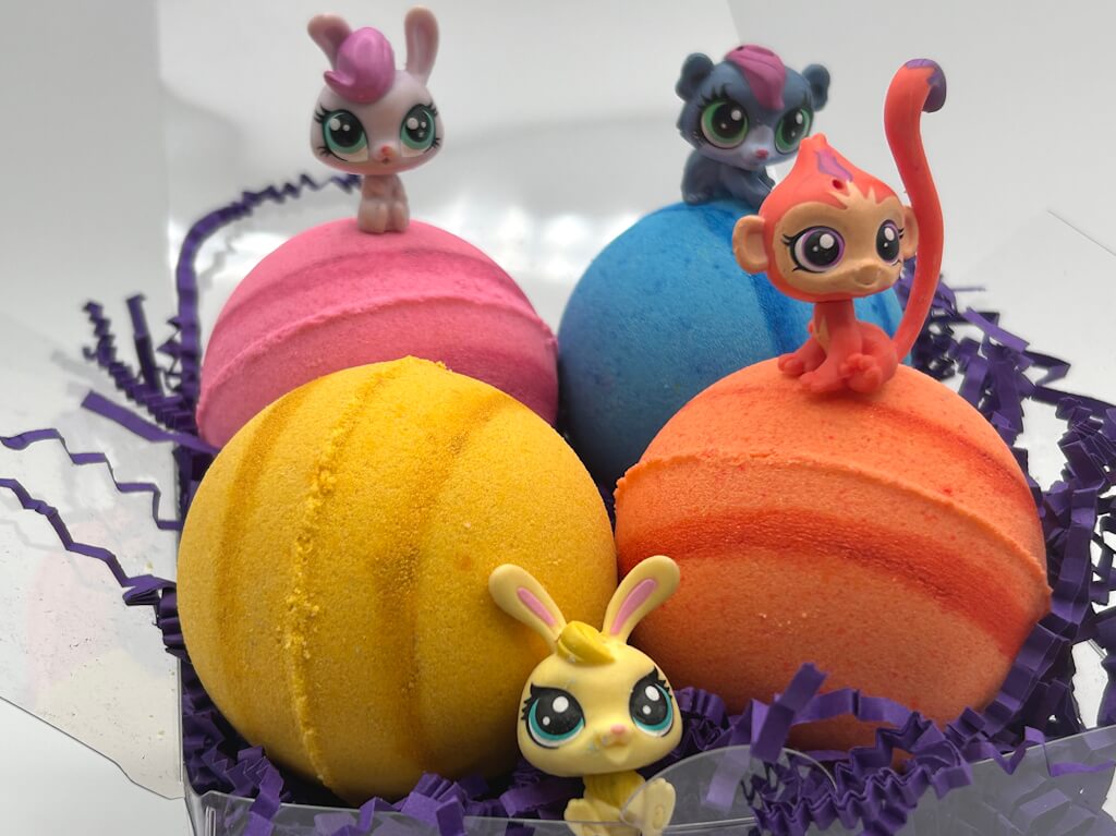 PETS Bath Bomb Gift Box with Littlest Pet Shop Toy Figurines Inside - 4 ct - Berwyn Betty's Bath & Body Shop