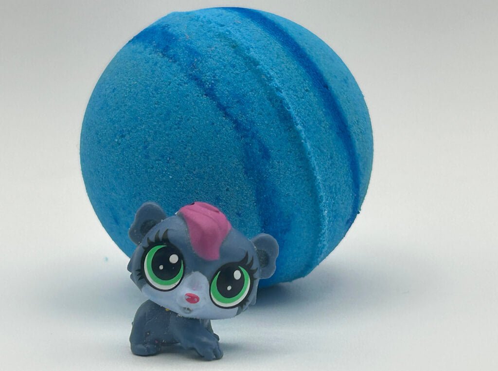 PETS Bath Bomb Gift Box with Littlest Pet Shop Toy Figurines Inside - 4 ct - Berwyn Betty's Bath & Body Shop