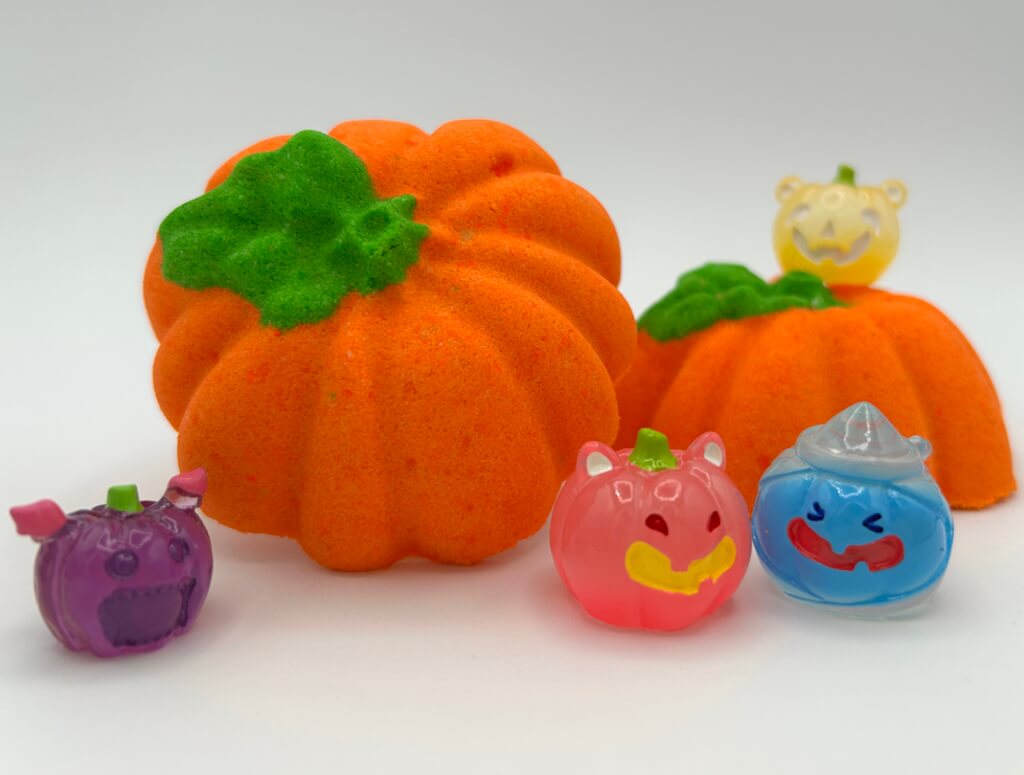 👻 Pumpkin Top Kids Bath Bomb – With Jack - o’ - Lantern Surprise Inside! - Berwyn Betty's Bath & Body Shop