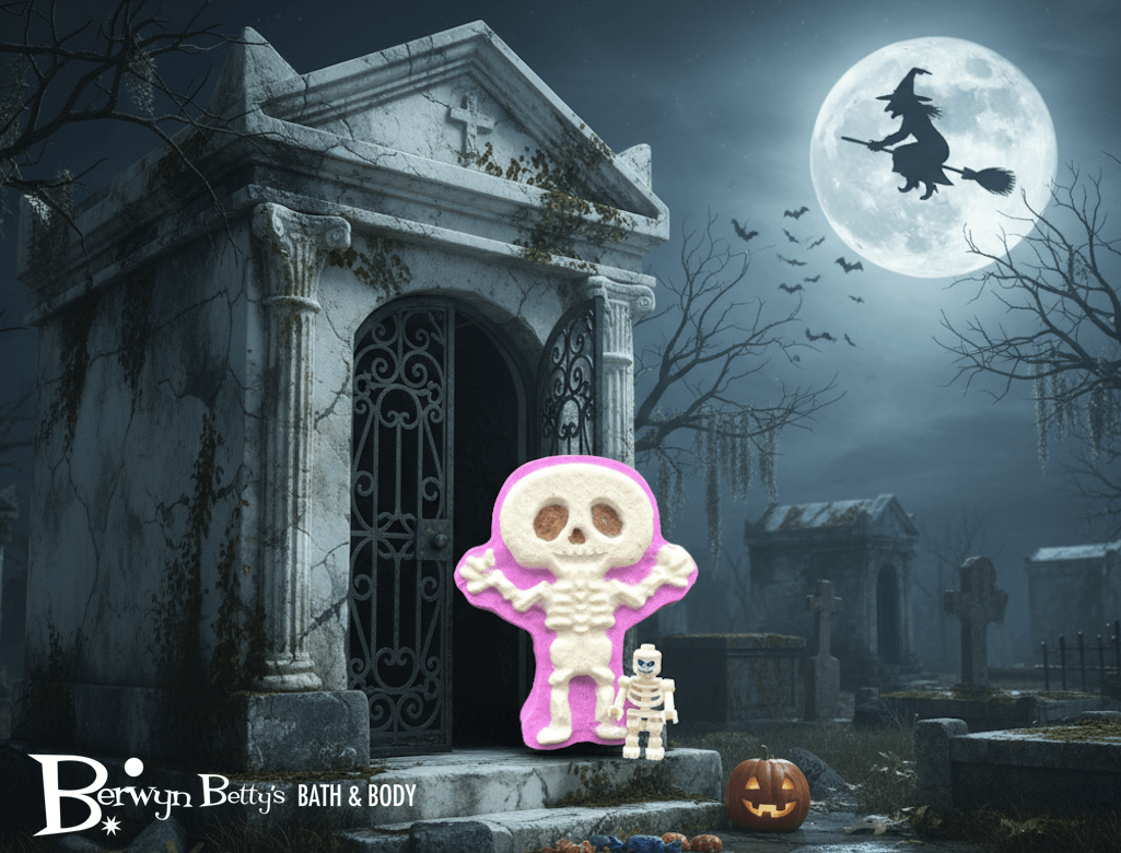 💀 Skeleton Kids Bath Bomb – With Skeleton Minifigure Surprise Inside! - Berwyn Betty's Bath & Body Shop