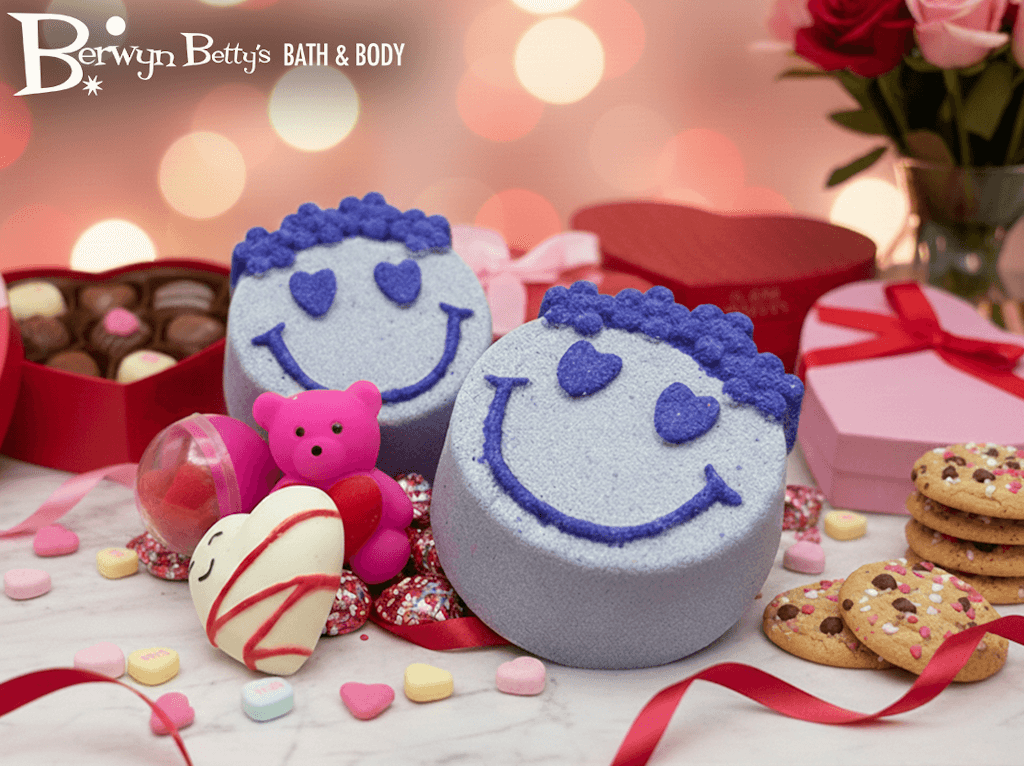 SMILEY VALENTINE Kids Bath Bomb with Valentine Themed Mochi Toy Inside - Berwyn Betty's Bath & Body Shop