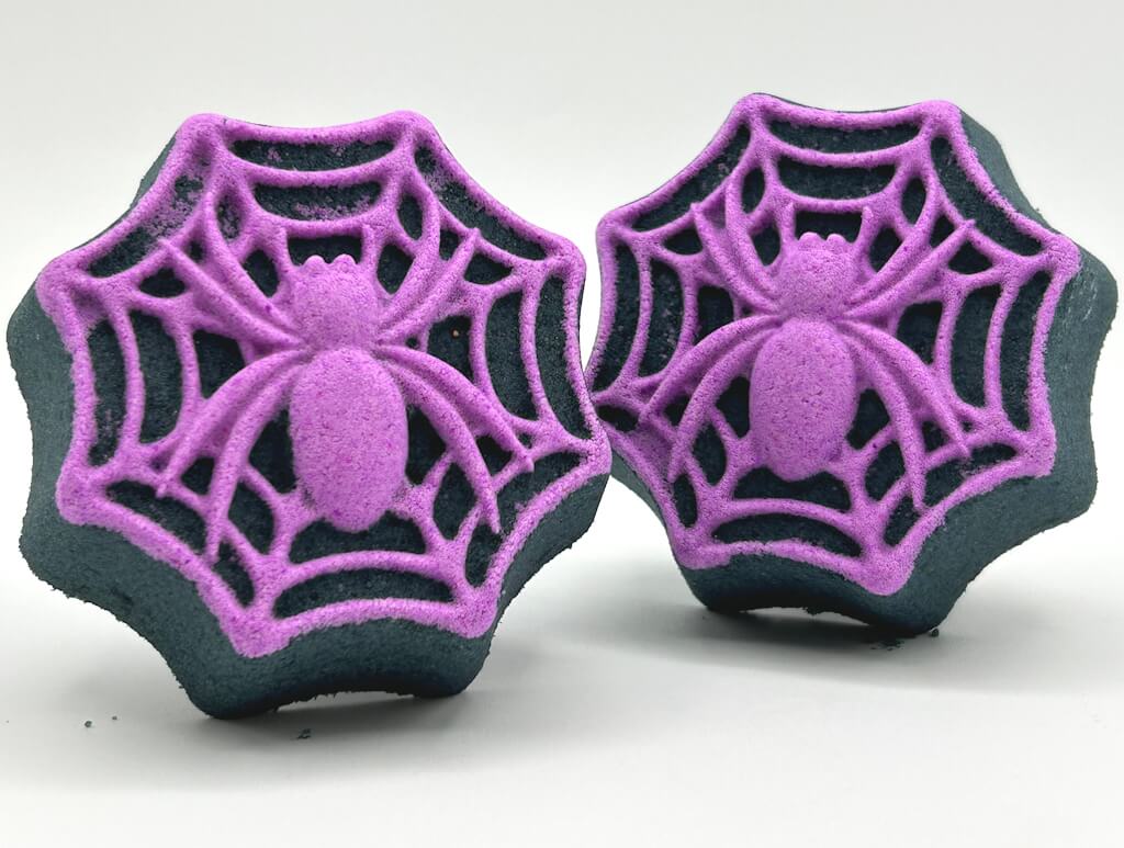 🕸️ Spider Web Kids Bath Bomb with Cute Spider Toy Inside - Berwyn Betty's Bath & Body Shop