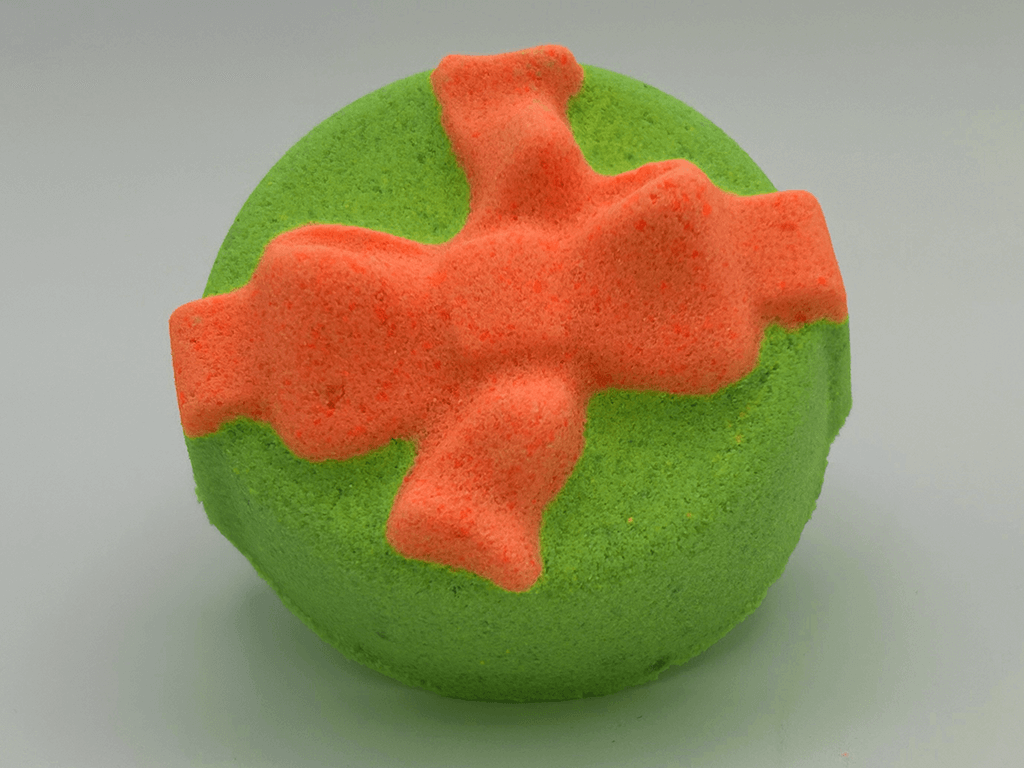 St Patrick Gift Box Kids Bath Bomb with Toy Bracelet Inside - Berwyn Betty's Bath & Body Shop