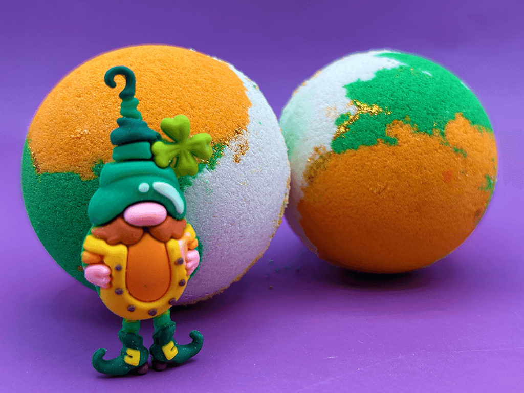 St Patrick’s Day Kids Bath Bomb with Leprechaun Toy Inside - Berwyn Betty's Bath & Body Shop