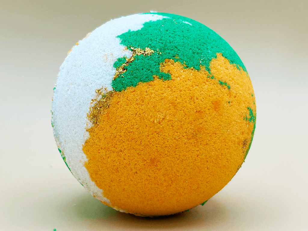 St Patrick’s Day Kids Bath Bomb with Leprechaun Toy Inside - Berwyn Betty's Bath & Body Shop