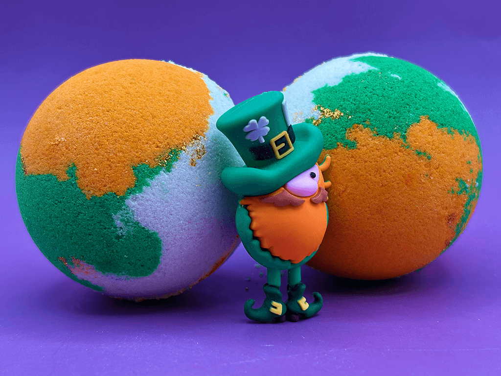 St Patrick’s Day Kids Bath Bomb with Leprechaun Toy Inside - Berwyn Betty's Bath & Body Shop