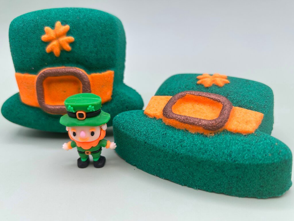 St Patrick's Leprechaun Hat Kids Bath Bomb with Little Leprechaun Figure Inside - Berwyn Betty's Bath & Body Shop