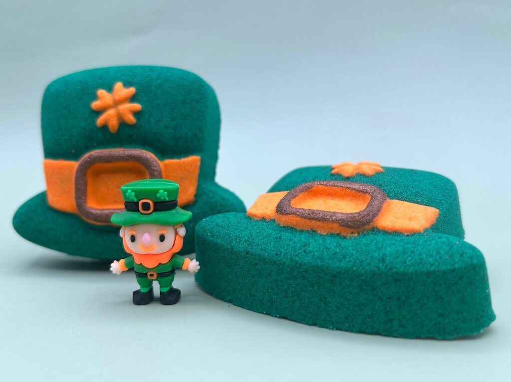 St Patrick's Leprechaun Hat Kids Bath Bomb with Little Leprechaun Figure Inside - Berwyn Betty's Bath & Body Shop