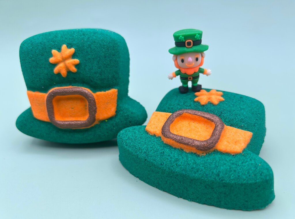 St Patrick's Leprechaun Hat Kids Bath Bomb with Little Leprechaun Figure Inside - Berwyn Betty's Bath & Body Shop