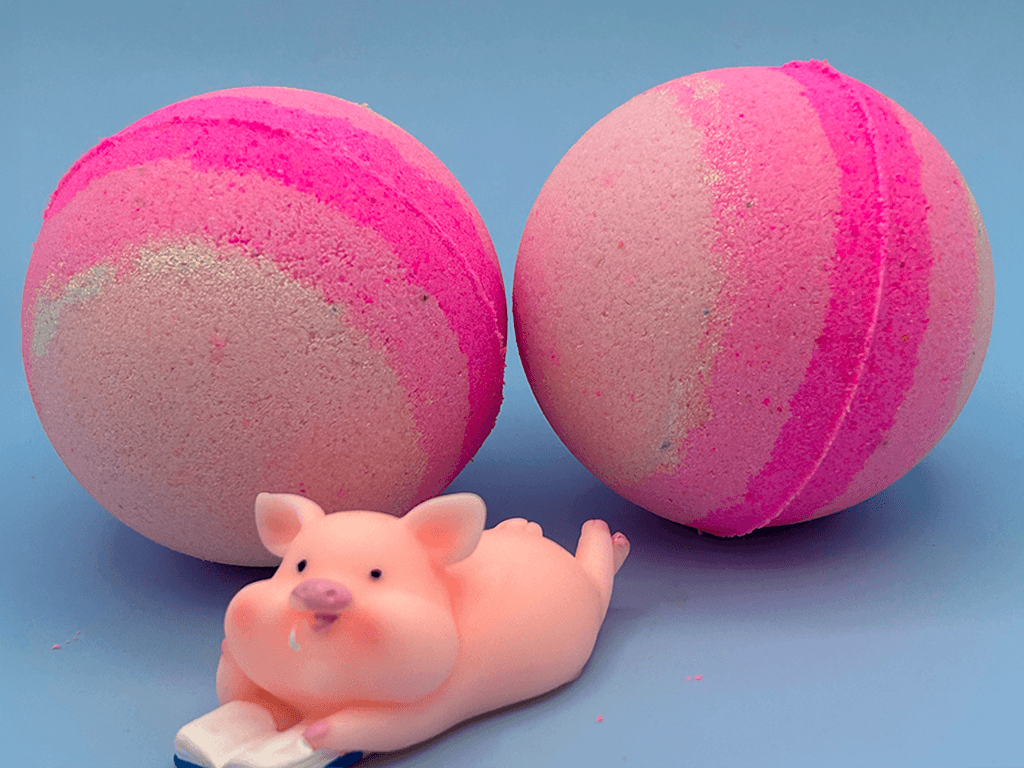 Summer Piggy Kids Bath Bomb with Pig Toy Inside - Berwyn Betty's Bath & Body Shop