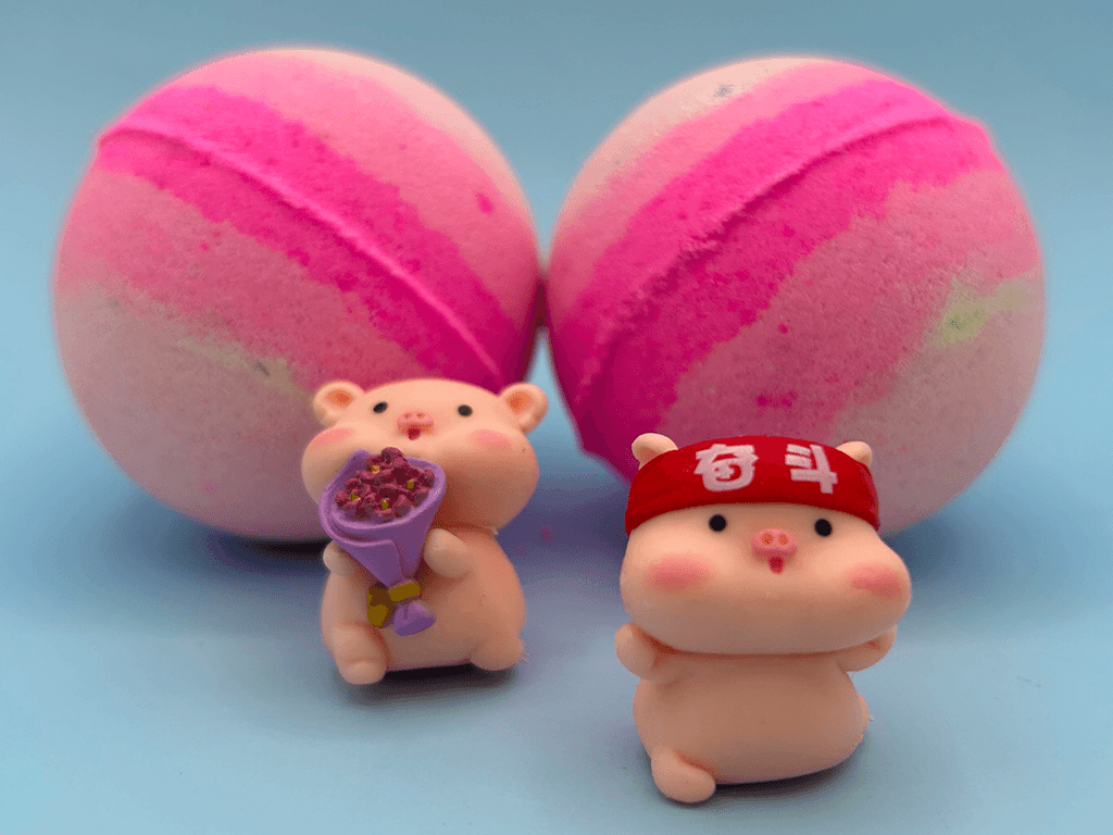 Summer Piggy Kids Bath Bomb with Pig Toy Inside - Berwyn Betty's Bath & Body Shop