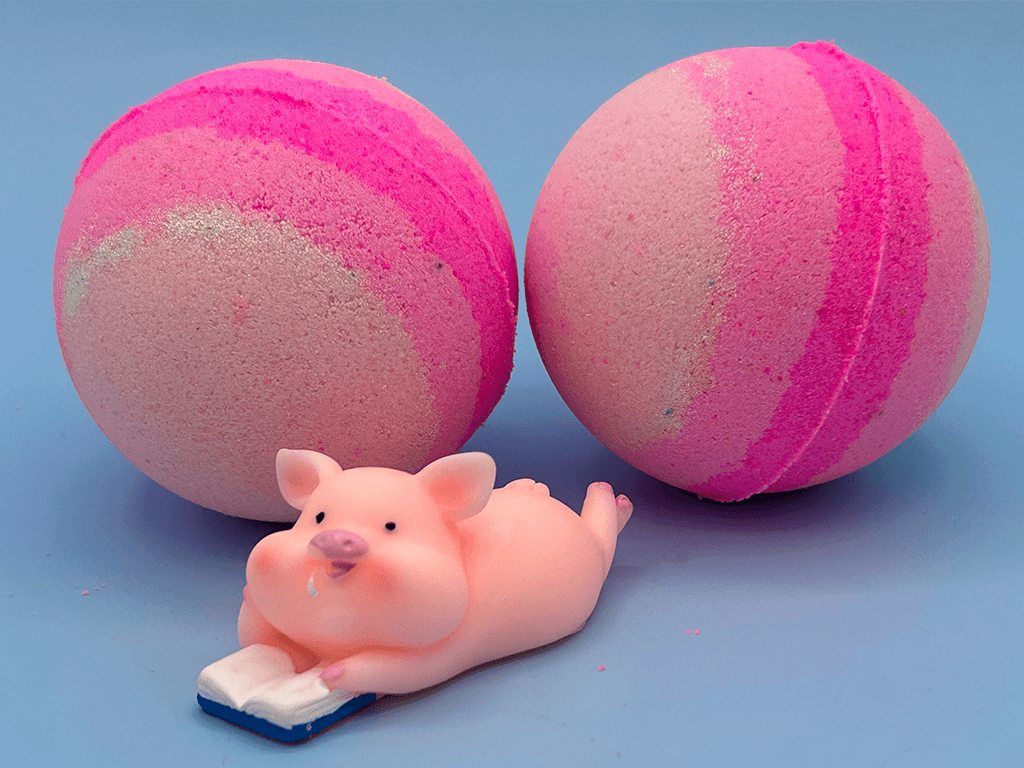 Summer Piggy Kids Bath Bomb with Pig Toy Inside - Berwyn Betty's Bath & Body Shop