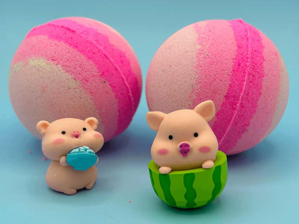 Summer Piggy Kids Bath Bomb with Pig Toy Inside - Berwyn Betty's Bath & Body Shop