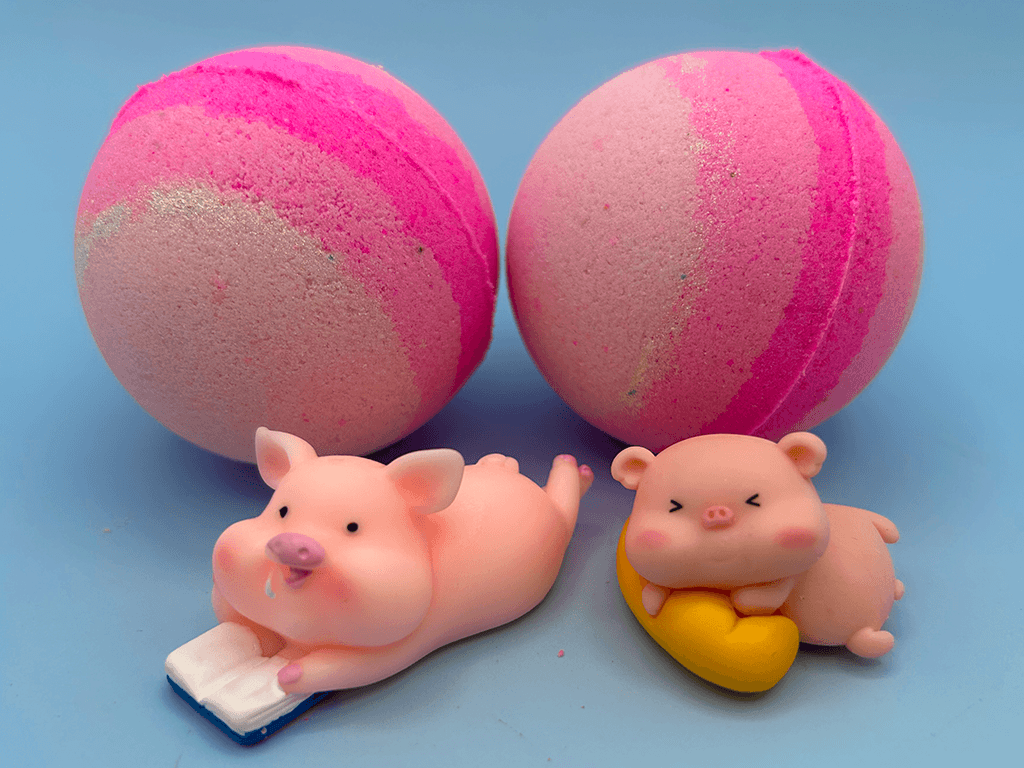Summer Piggy Kids Bath Bomb with Pig Toy Inside - Berwyn Betty's Bath & Body Shop