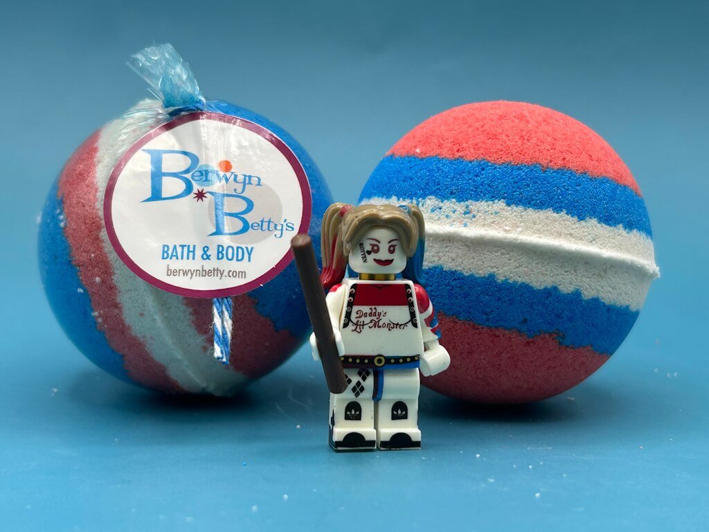 SUPERHERO BALL Kids Bath Bomb Gift Box with Toys Inside - 4 ct - Berwyn Betty's Bath & Body Shop