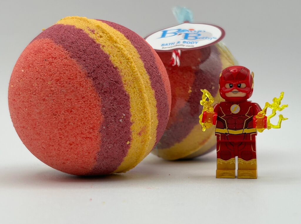 SUPERHERO BALL Kids Bath Bomb Gift Box with Toys Inside - 4 ct - Berwyn Betty's Bath & Body Shop