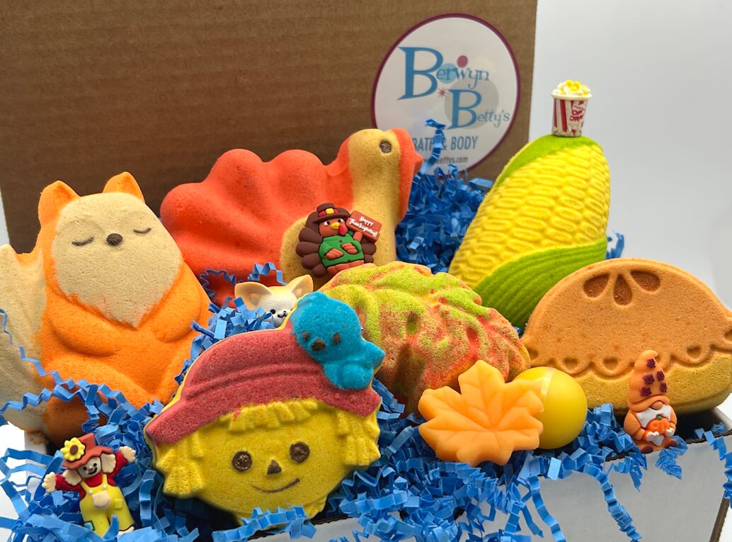 THANKSGIVING Kids Bath Bomb Gift Box with Holiday Themed Bombs - 6 ct - Berwyn Betty's Bath & Body Shop