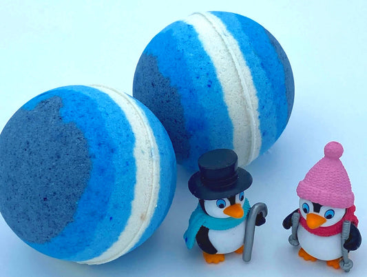 Penguin Bath Bomb with Toy Inside