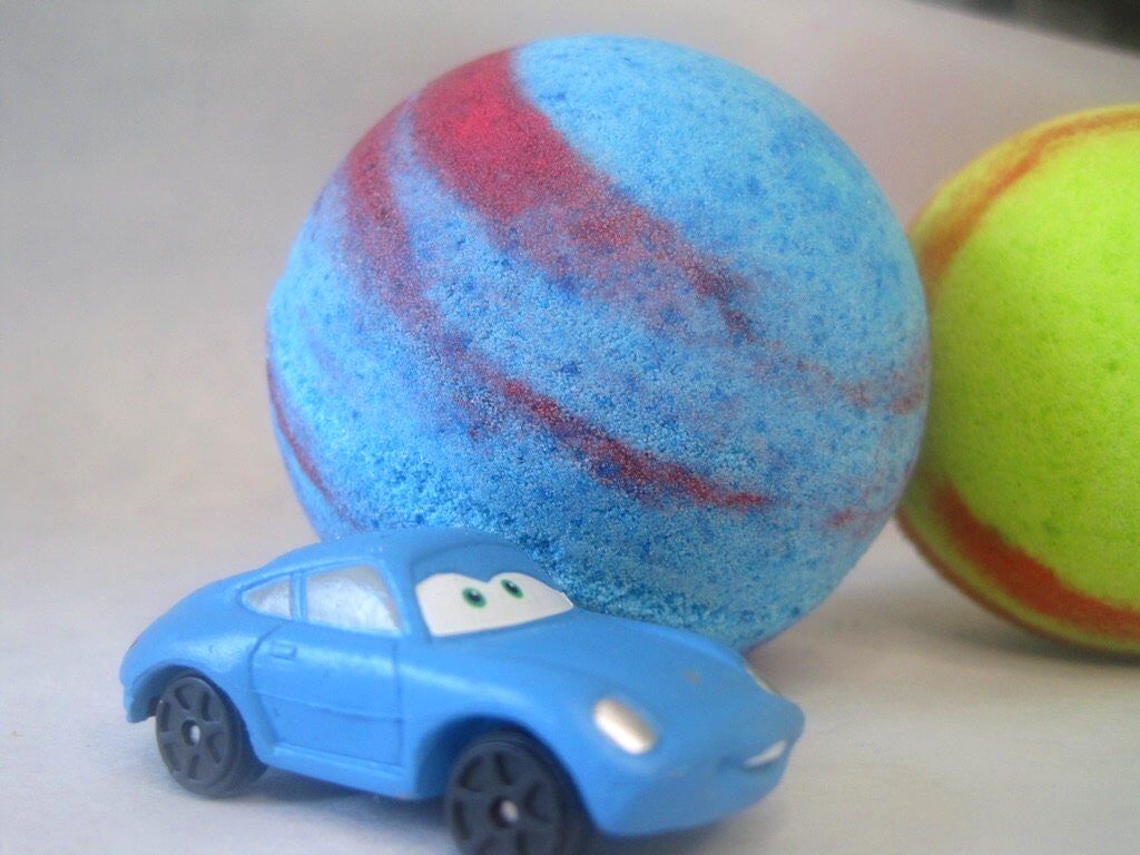 Cars Bath Bombs Party Pack (with Toys Inside) - 6 ct - Berwyn Betty's Bath & Body Shop
