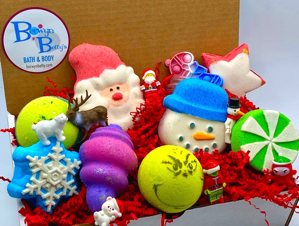 Holiday Scents Bath Bomb Gift Set at MomBomb