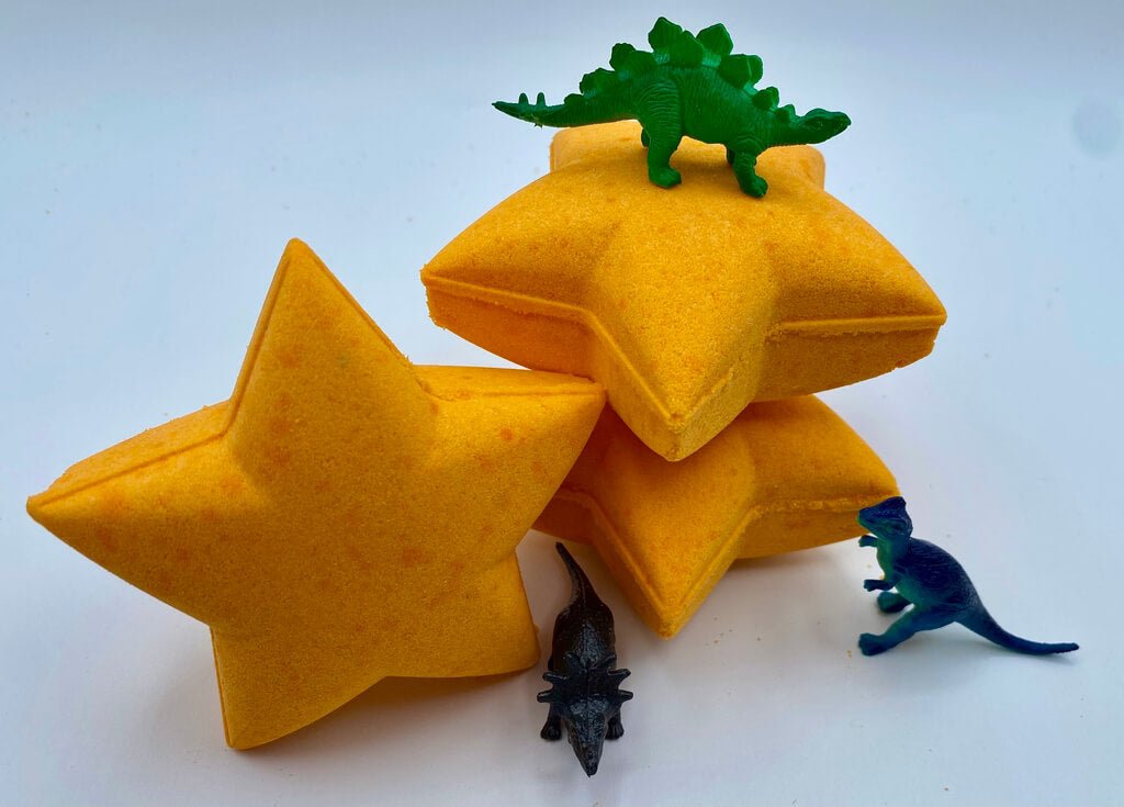 Dino Star Kids Bath Bomb with Toy Inside (Orange)