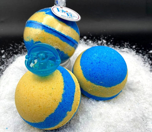 Holiday Bath Bomb with Holiday Child Toy Inside (Hanukkah) - Berwyn Betty's Bath & Body Shop
