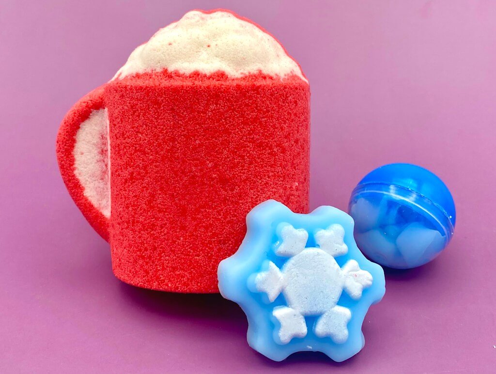 Hot Cocoa Mug Bath Bomb with Snowflake Mochi Toy Inside - Berwyn Betty's Bath & Body Shop